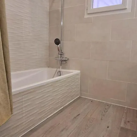 بيت للعطل Maison A Louer *