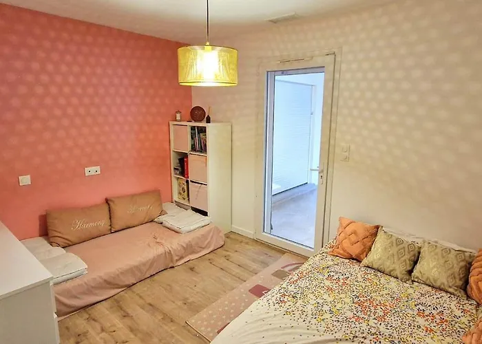 Maison A Louer 別荘 ナルボンヌ